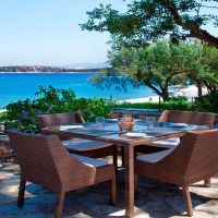 minos beach art hotel