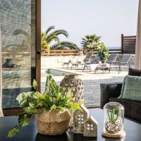 nefeli villas & suites