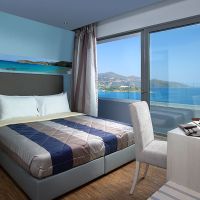 mistral bay hotel