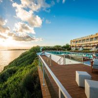 niforeika beach hotel & bungalows