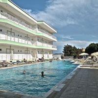 nicolas villas hotel
