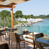 minos beach art hotel