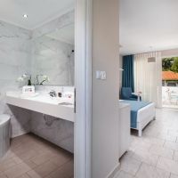porfi beach hotel