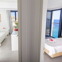 peninsula resort & spa