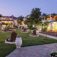 porfi beach hotel