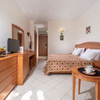 porfi beach hotel
