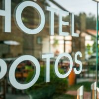 potos hotel