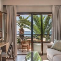 pyrgos hotel