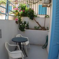 renia apartments