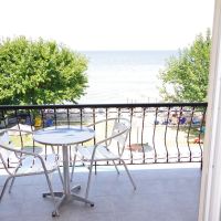 rachoni beach hotel