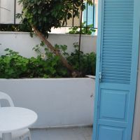 renia apartments