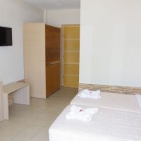 rachoni beach hotel