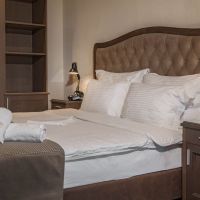 pyrgos hotel