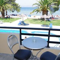 rachoni beach hotel