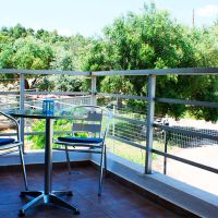 salonikiou beach deluxe apartments