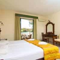 trefon hotel-apts (ex.motakis village-trefon hotel)