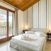 trikorfo beach maisonettes