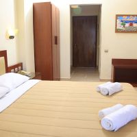 zeus hotel