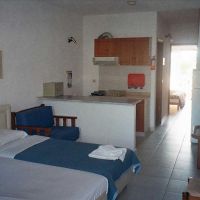villa george hotel apartments