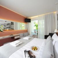 atrium ambiance hotel