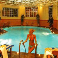 alexander beach hotel