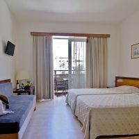 atrium ambiance hotel
