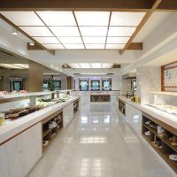 atrium ambiance hotel