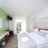 atrium ambiance hotel