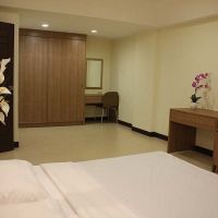 pinewood residences