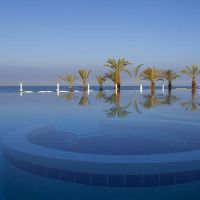 king evelthon beach hotel