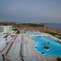 king evelthon beach hotel