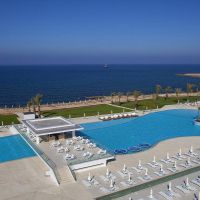king evelthon beach hotel
