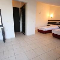 club heracles hotel
