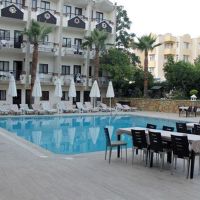 club heracles hotel