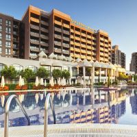 royal beach hotel