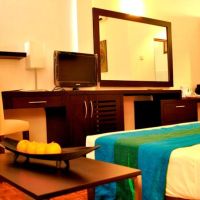 peacock beach hotel