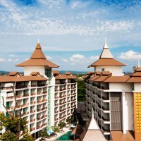 crystal palace pattaya