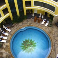 four seasons place