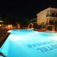 leonidas apartments апартаменты