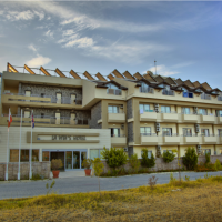 lavitas hotel side