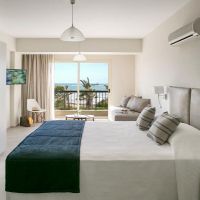 louis paphos breeze