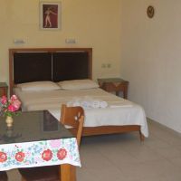 fotis apartments