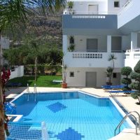 emerald hotel & apartments