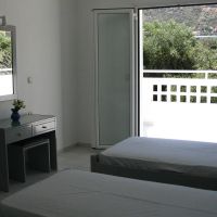 emerald hotel & apartments
