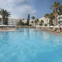 louis phaethon beach