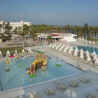 louis phaethon beach