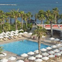 louis phaethon beach