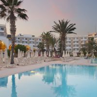 louis phaethon beach