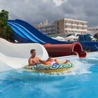 louis phaethon beach