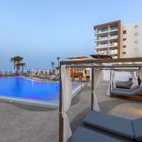 leonardo crystal cove hotel & spa